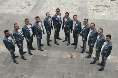 El mariachi Imperial Azteca