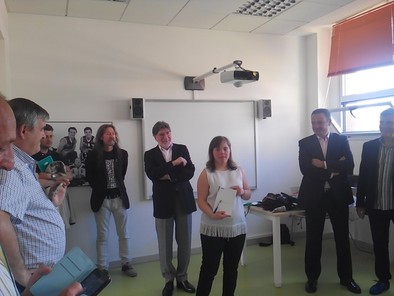 Marta y diploma del BBVA
