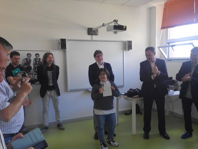 EVA con diploma del BBVA