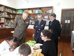 El General de división Don Antonio Ruiz Olmos visita el Centro Estela