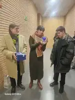 Rozalén recibe el corazón de Down Burgos