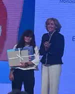 Aitana del Centro de Educación Especial Estela finalista en el  concurso  de pintura de Patrimonio Nacional.